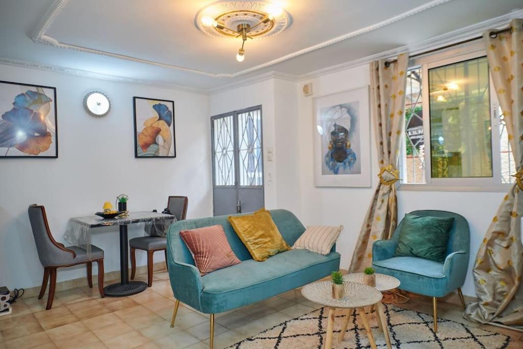 Ninja House Studio Chic Le Turquois Dore Yaoundé Exterior foto